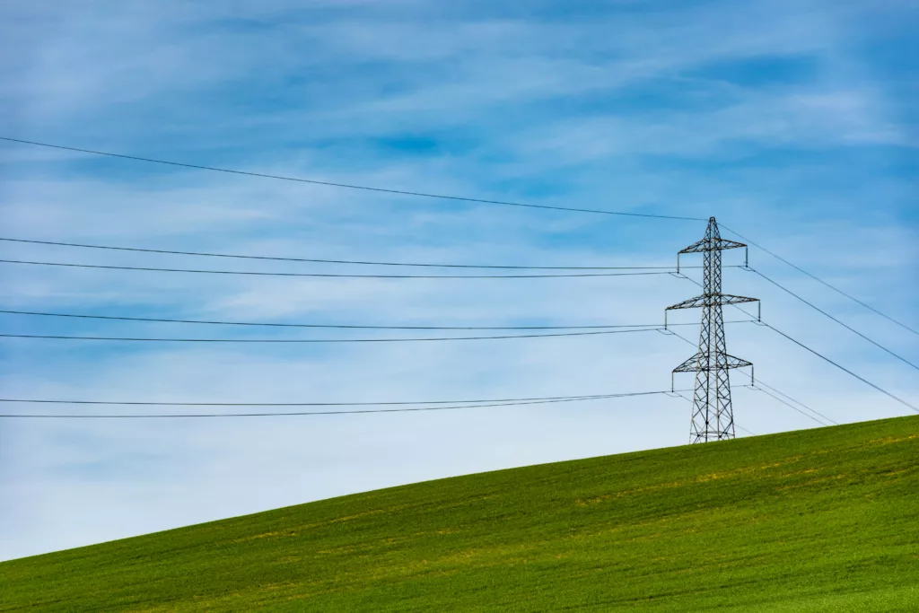 UK Voltage Supply - pylons